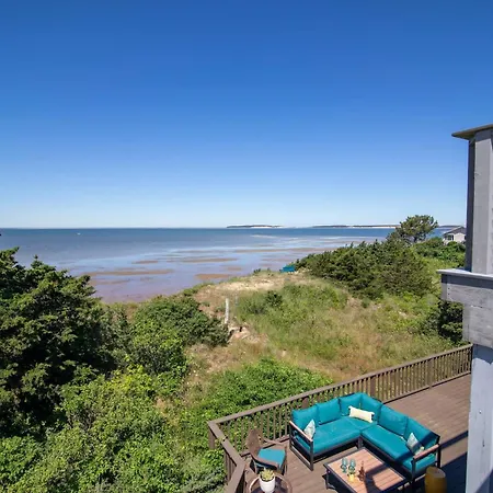 Unique Waterfront Home With Stunning Views